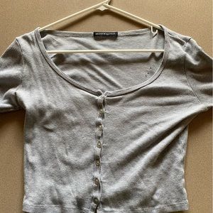 Brandy Melville long sleeve button cropped shirt